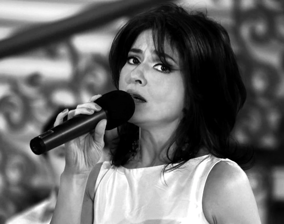 Oana Sârbu va apărea în show aşa cum n-a fost niciodată în vreo emisiune de televiziuneFoto: Antena 1