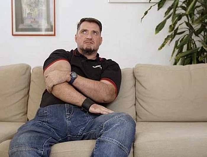 Penisul lui Micha Stunz a ajuns să cântărească 4,3 kilograme