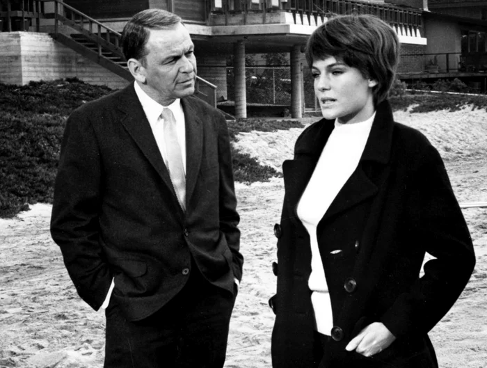 3 jacqueline bisset frank sinatra profimedia 0043049168 jpg jpeg