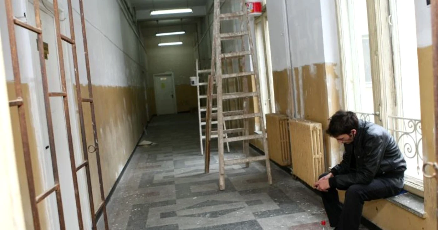 Craiova: Aşa arată unul dintre holurile Universităţii din Bănie. 