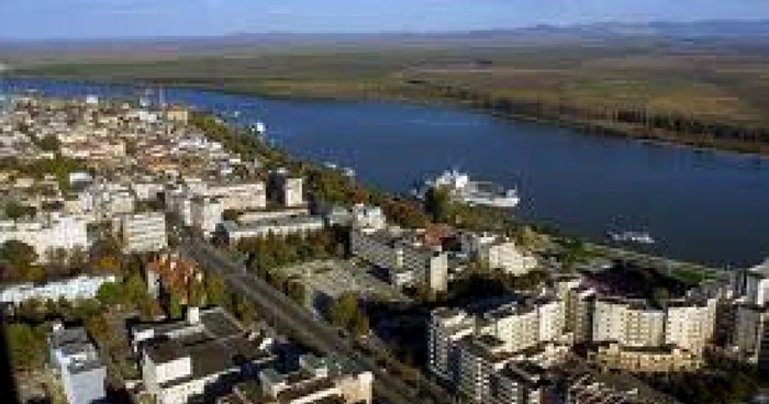 Foto Faleza Braila vazuta de sus