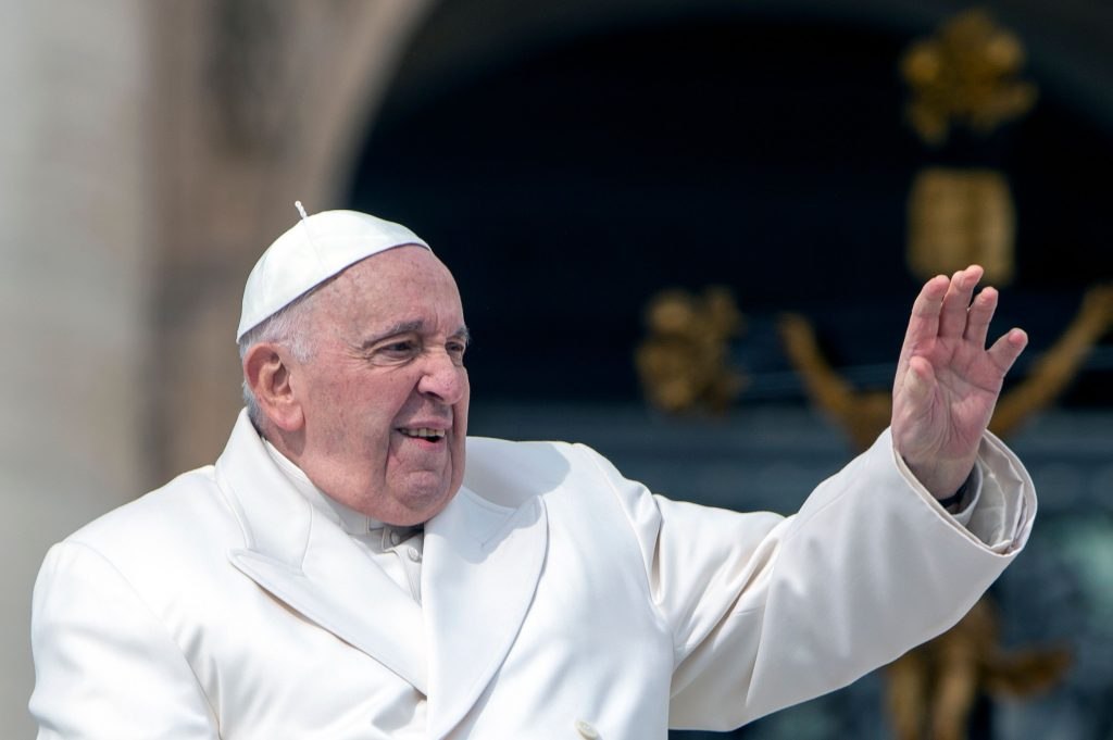 Papa Francisc, mesaj pentru credincioșii care sărbătoresc Paștele VIDEO Papa Francisc, mesaj pentru credincioșii care sărbătoresc Paștele VIDEO