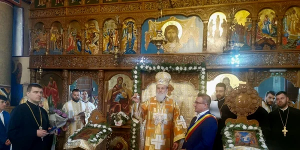 calarasi liturgie in a doua zi de Paste FOTO faceb/M.D.