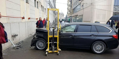 Accident Opera FOTO pressalert.ro