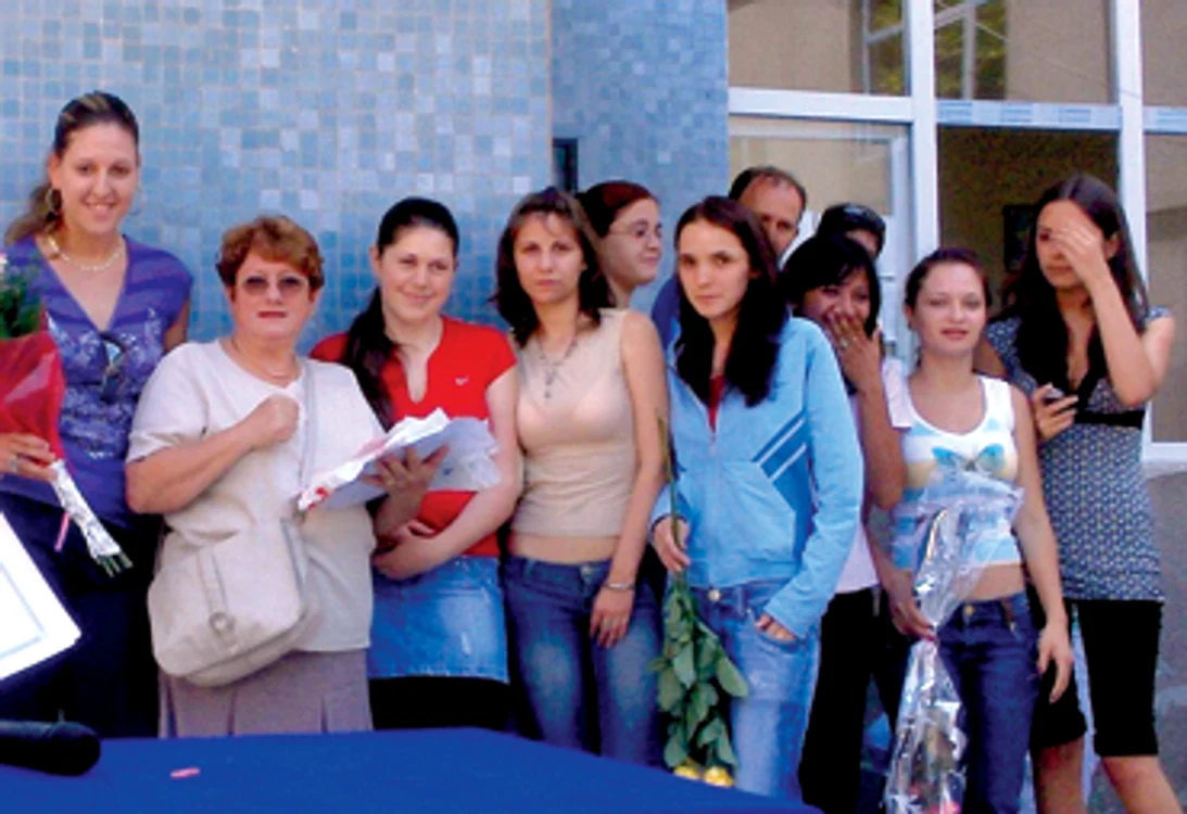 Reşiţa: Elevii îşi pregătesc garderoba de şcoală