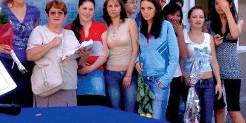 Reşiţa: Elevii îşi pregătesc garderoba de şcoală
