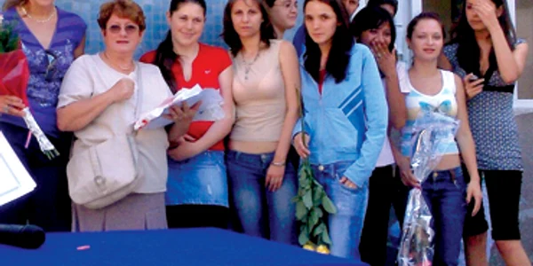 Reşiţa: Elevii îşi pregătesc garderoba de şcoală