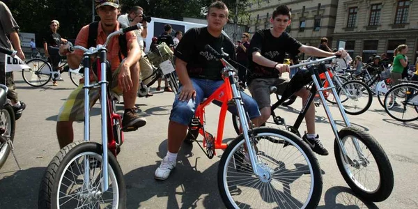 Bicicliștii sibieni ar putea avea mai multe parcări dacă vor vota proiectul sibianului Tudor Popa