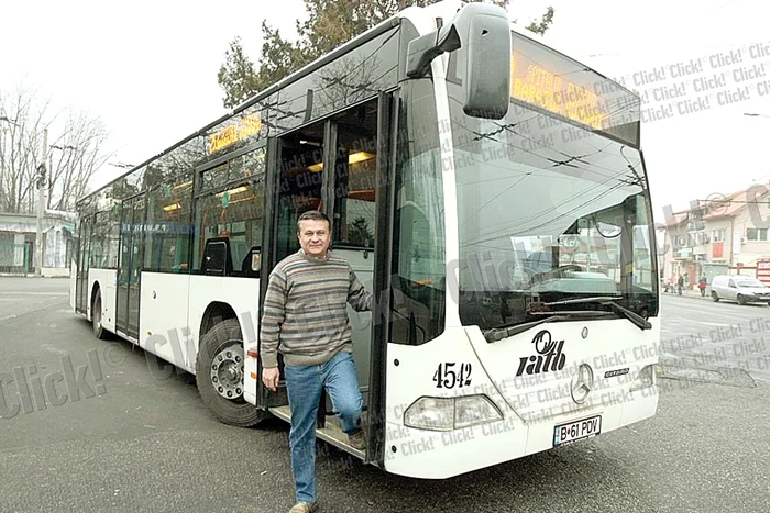 «Fugim toată noaptea de  la o intervenţie la alta» (Fotografii: Dorin Constanda)