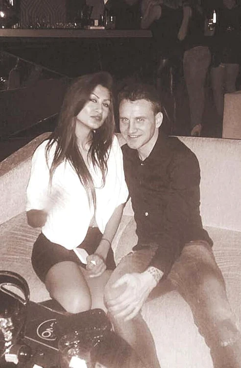 De câteva săptămâni, Mitea s-a cuplat cu o șatenă sexy, Irina Boarţă
