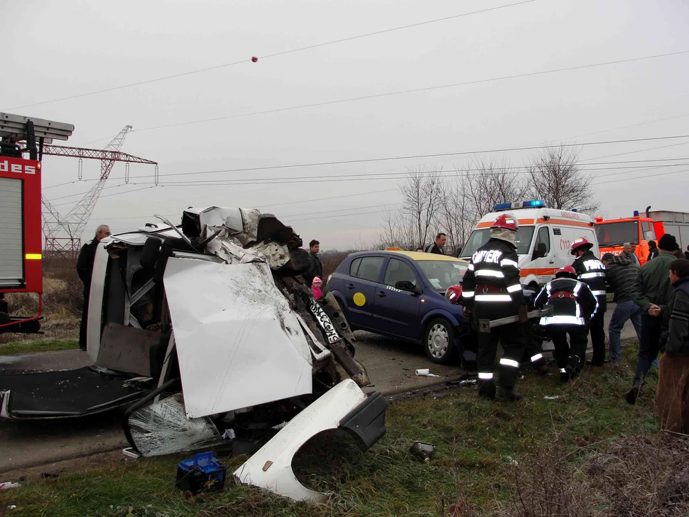 Accidentul a fost provocat de un taximetrist beat