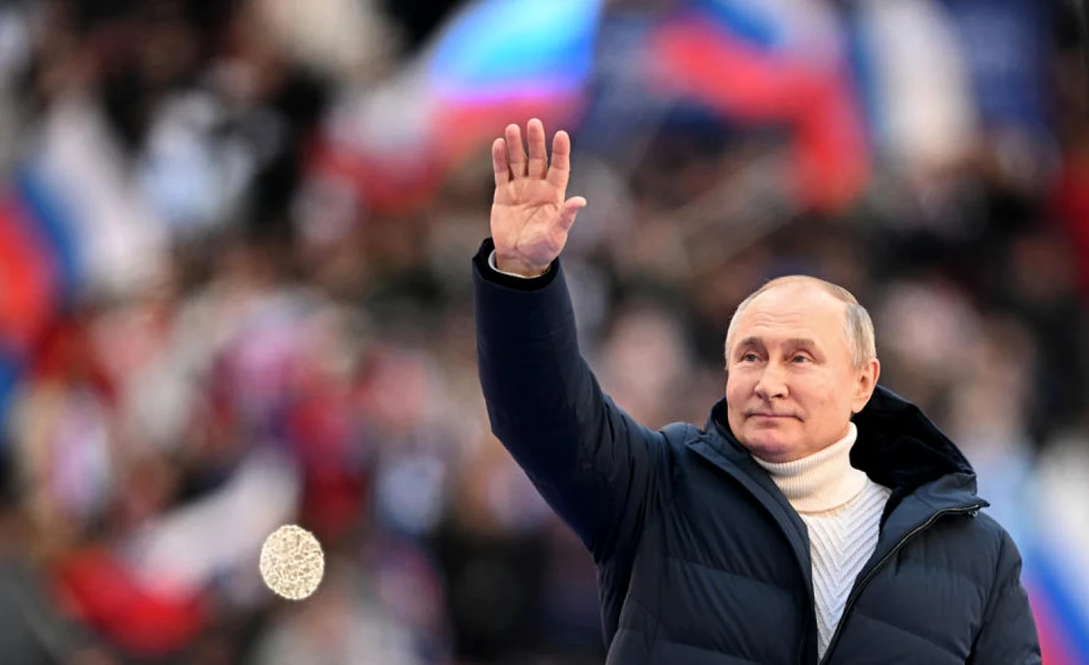 Ucrainenii vor analiza cu atenţie orice eventuală propunere de la Putin. FOTO EPA EFE