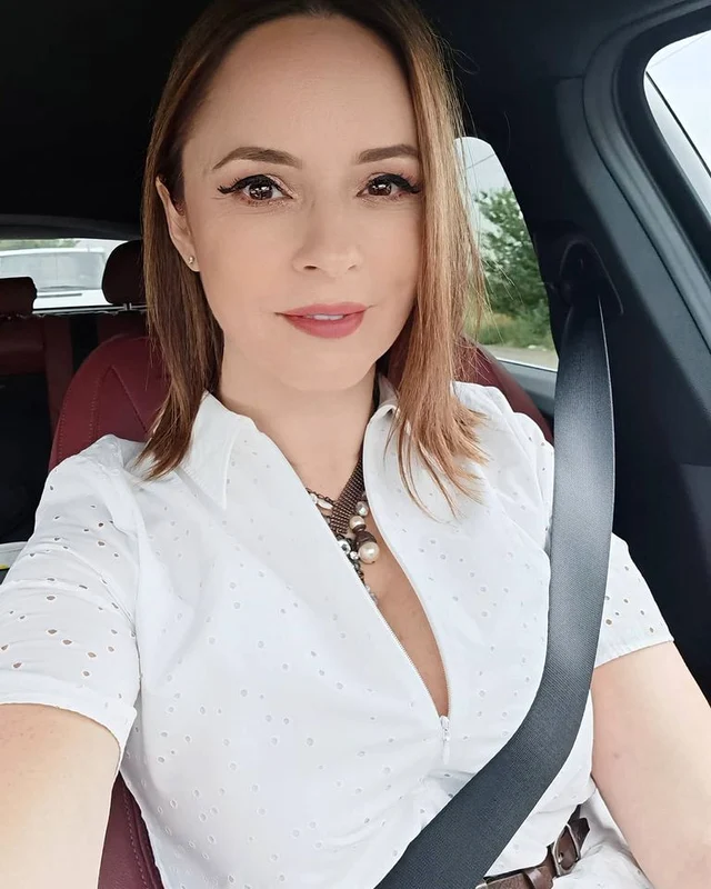 1 andreea marin emisiune tvr 3 jpg jpeg