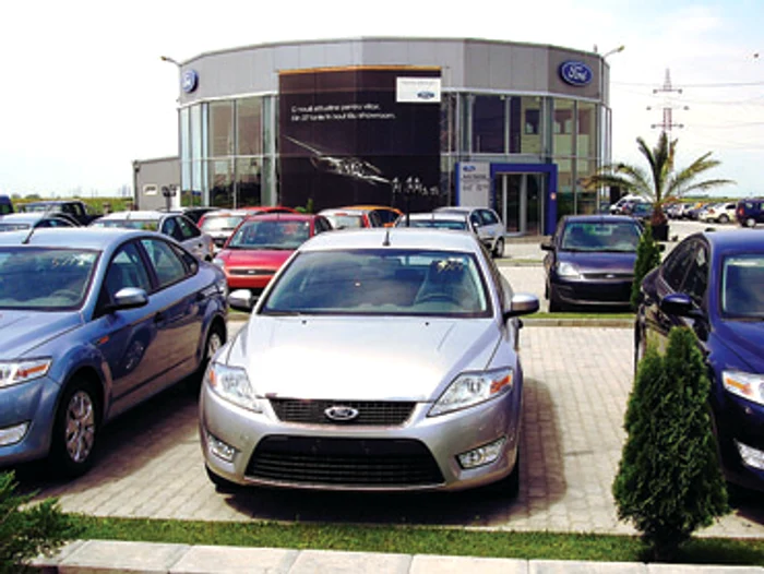 Timişoara: REGIUNEA PE SCURT / Reprezentanţă Ford jefuită