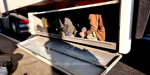 migranti depistati în lada de scule sau în compartimentele de marfă ale camiioanelor foto politia de frontieră  