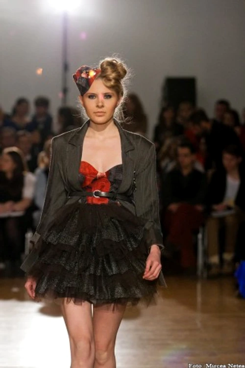 68872e3817c8db27dd256844965fb258 jpg jpeg