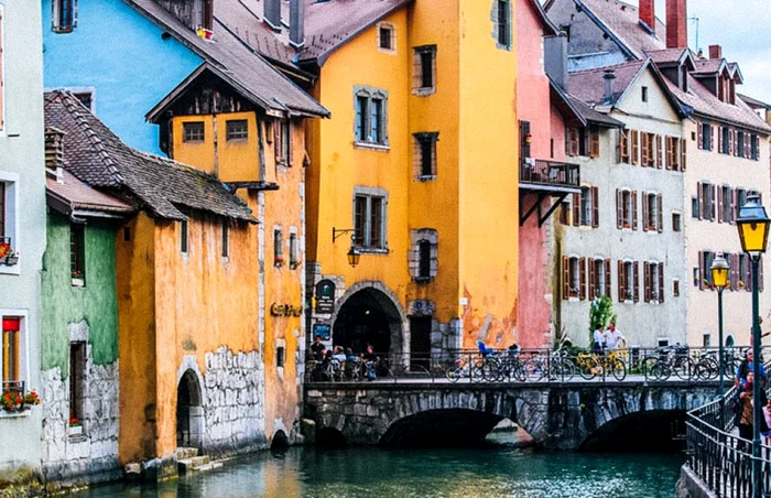 Oraşul Anneccy din Franţa. FOTO Huffington Post