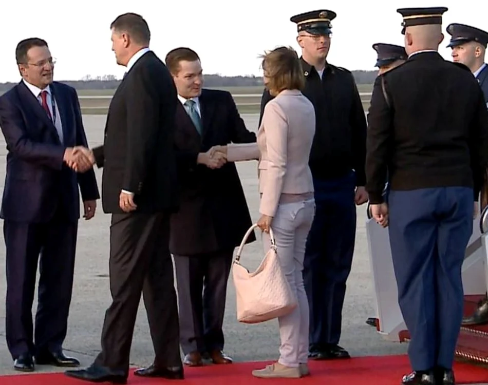 
    Carmen Iohannis nu a fost prea inspirată nici când s-a întâlnit cu Regina Spanieifoto: Hepta  