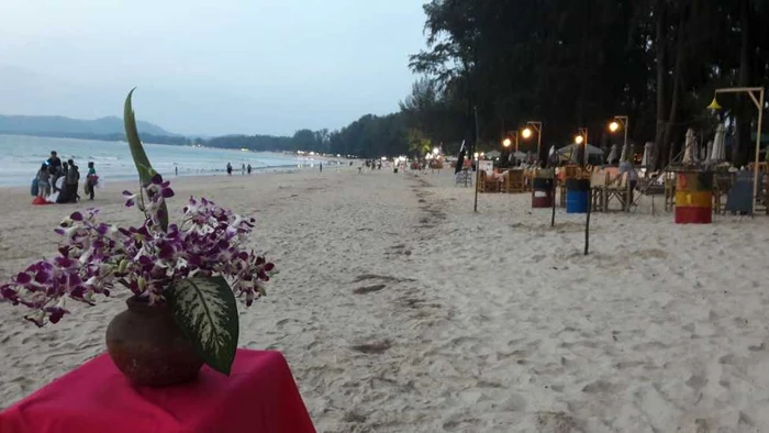 Vacanţă la Bangtao - sătucul pescăresc de pe insula thailandeză Phuket FOTO Ş.Both