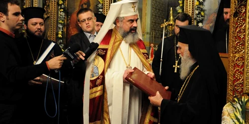 Patriarhul Daniel la Arhiepiscopia Râmnicului (foto: Patriarhia Română) 