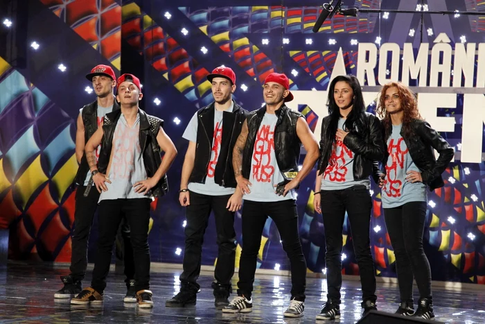 WhoGonStopUs romanii au talent foto pro tv