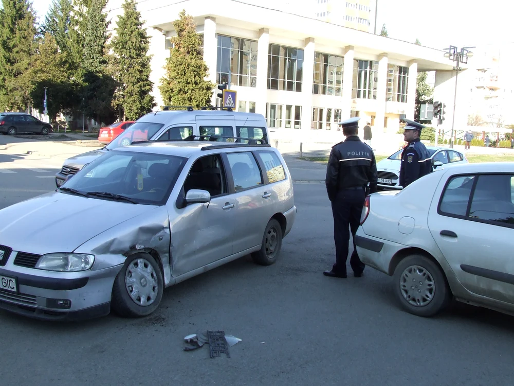 
    Mai multe tamponări au avut loc în București  