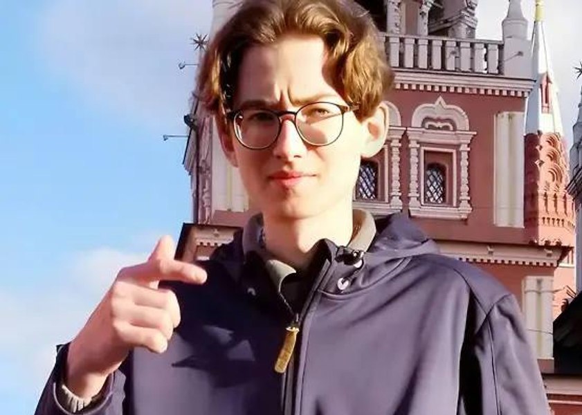 Povestea de film a adolescentului rus aruncat de Putin în închisoare pentru trădare și dat la schimb pe un asasin FSB