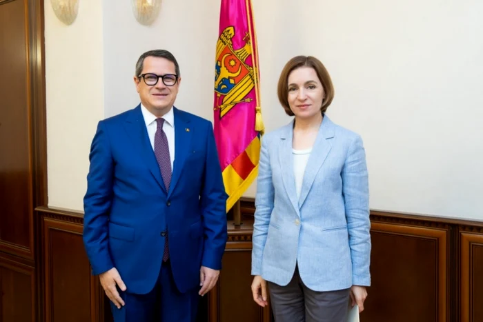 Maia Sandu împreună cu Eduard Hellving FOTO: Preşedinţia Republicii Moldova