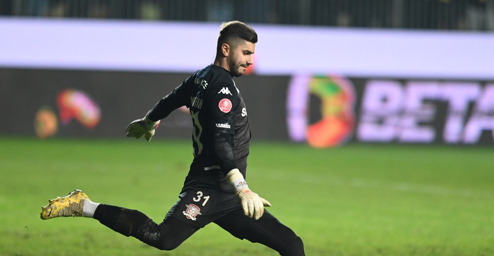 Adio, Rapid, bun venit, Atletico! Moldovan pleacă azi să bifeze transferul pe care-l credea o glumă