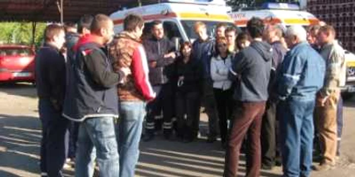 Târgu-Mureş: Protest la Ambulanţă