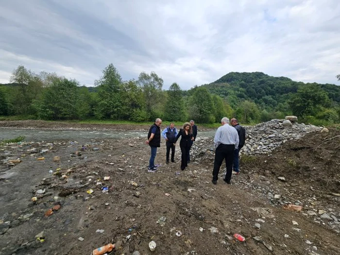 Prefectul de Argeș se pregătește pentur golirea barajului Vidraru