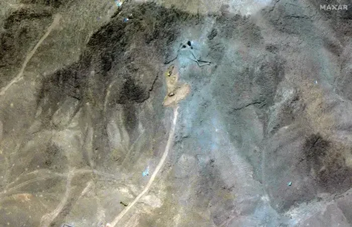 Imagini prin satelit surprinse pe 27 iunie arată utilaje la Fordo FOTO Maxar via Business Insider