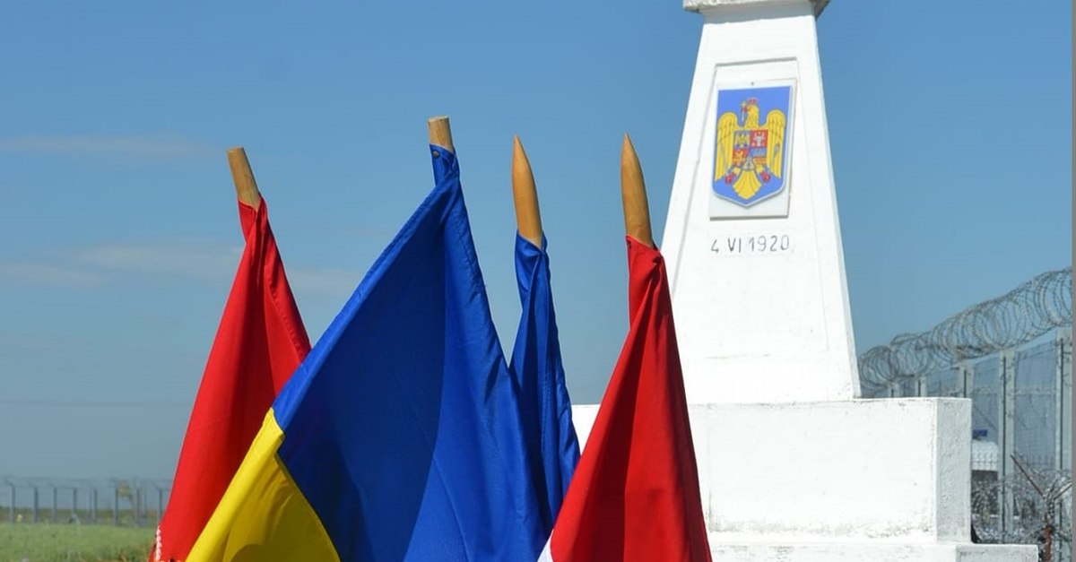 Punctul din România unde se întâlnesc trei țări. În fiecare an, în luna mai, are loc o mare sărbătoare