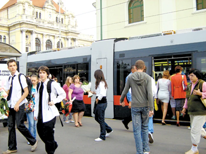 Oradea: Tramvaie din trei în trei minute, din prima zi de şcoală