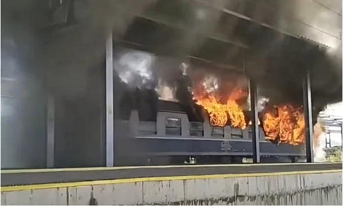 vagon tren incendiu jpg
