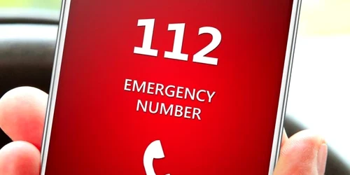 Hotelierii din Bucegi se luptă cu lipsa semanalului de telefonie. FOTO Arhivă