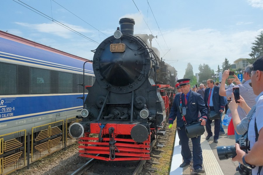 Un secol și jumătate cu trenul la Brașov. Ce spune inginerul care a făcut prima linie electrificată FOTO