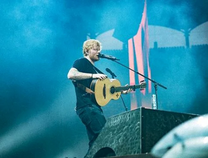 Ed Sheeran a concertat la București și nu s-a folosit doar de voce, el a interpretat fiecare piesă alături de chitara sa