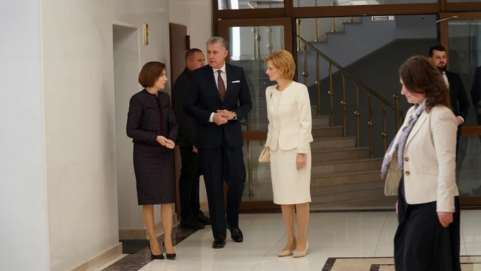 Cuplul regal se află timp de două zile la Chișinău. FOTO: Casa Majestății Sale