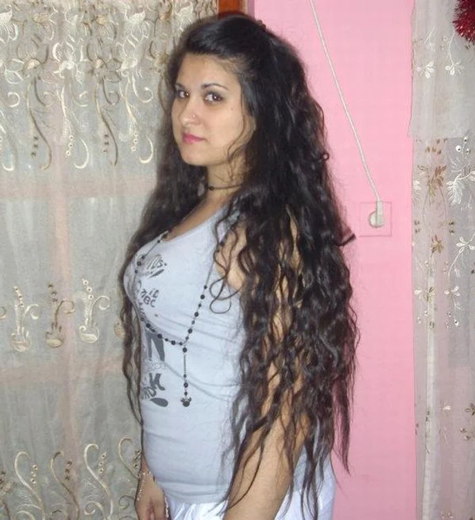 Florentina Tănase este prietena Ioanei Condea