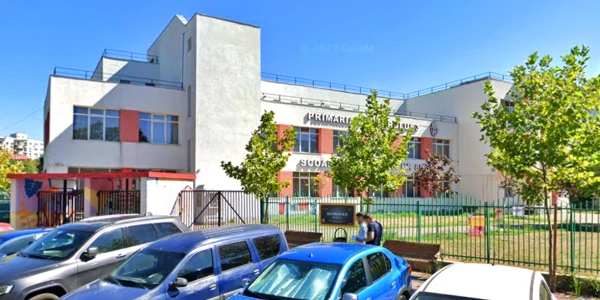 Scoala Gimnaziala 80, Sector 3 Calea Dudesti Bucuresti. FOTO Googl Maps 