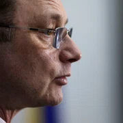 Întâlnirea prim-ministrului desemnat, Luca Niculescu, cu reprezentantii USR, în București, 12 octombrie 2026