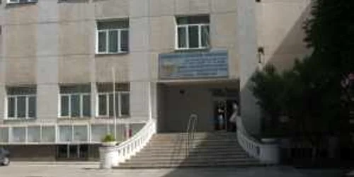 Secretara Universitatii acuzată de trafic de influenţă 