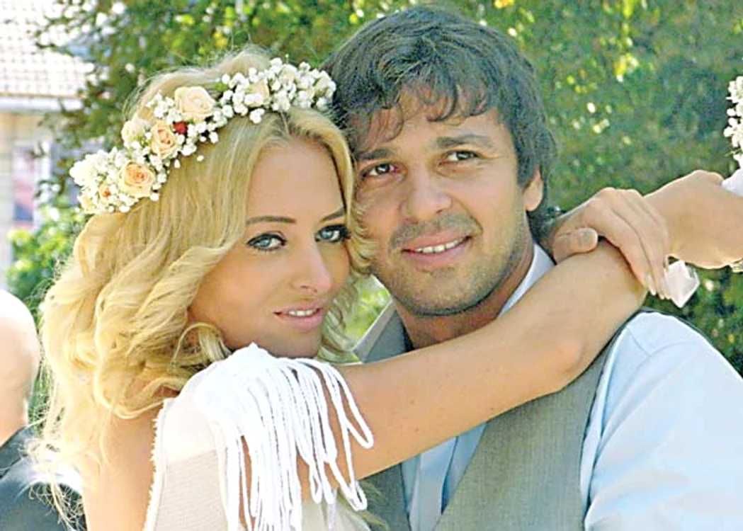 Delia e măritată de trei  ani cu Răzvan Munteanu