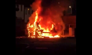 masina capcana detonata in irlanda de nord foto captura video x png