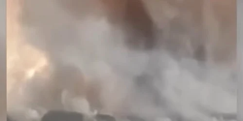 Incendiu la un depozit de munitie in Rusia Captura YouTube