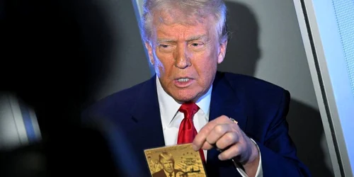 Donad Trump a prezentat „Gold Card” Getty Images jpg