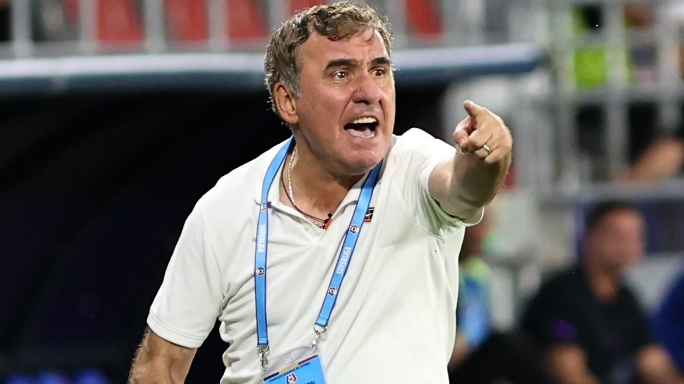 Gheorghe Hagi, în criză de rezultate, la Farul. FOTO: Facebook