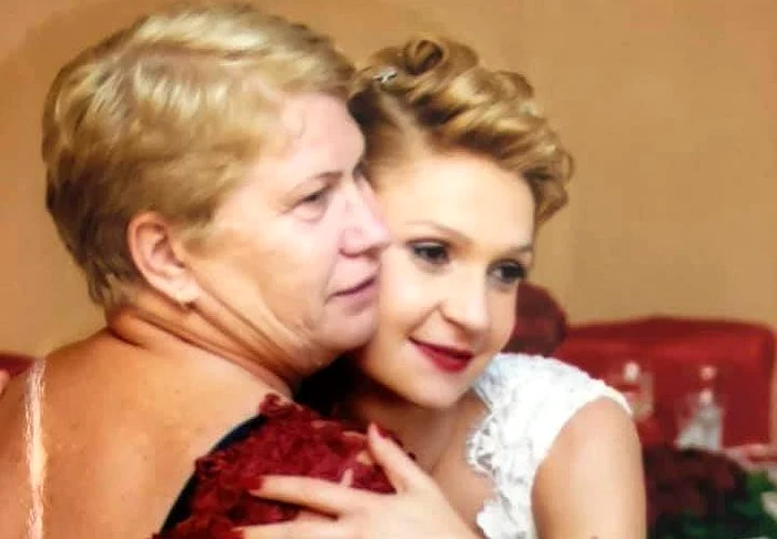 
    Multipla campioană la tenis de masă Daniela Dodean-Monteiro și-a pierdut mamaFoto: Facebook/DanielaDodean  