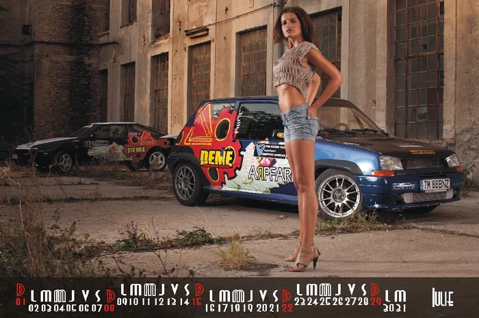 Calendarul «Racing Curves» 2012